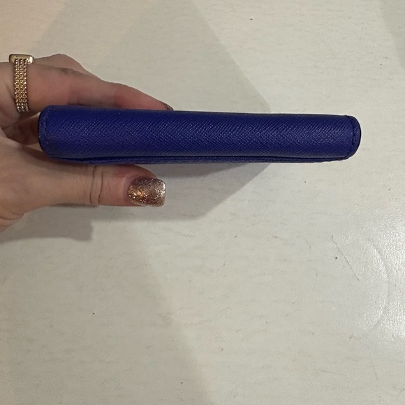 Kate Spade Royal Blue Wallet with Gold Heart Zipper Pull - Picture 7 of 10